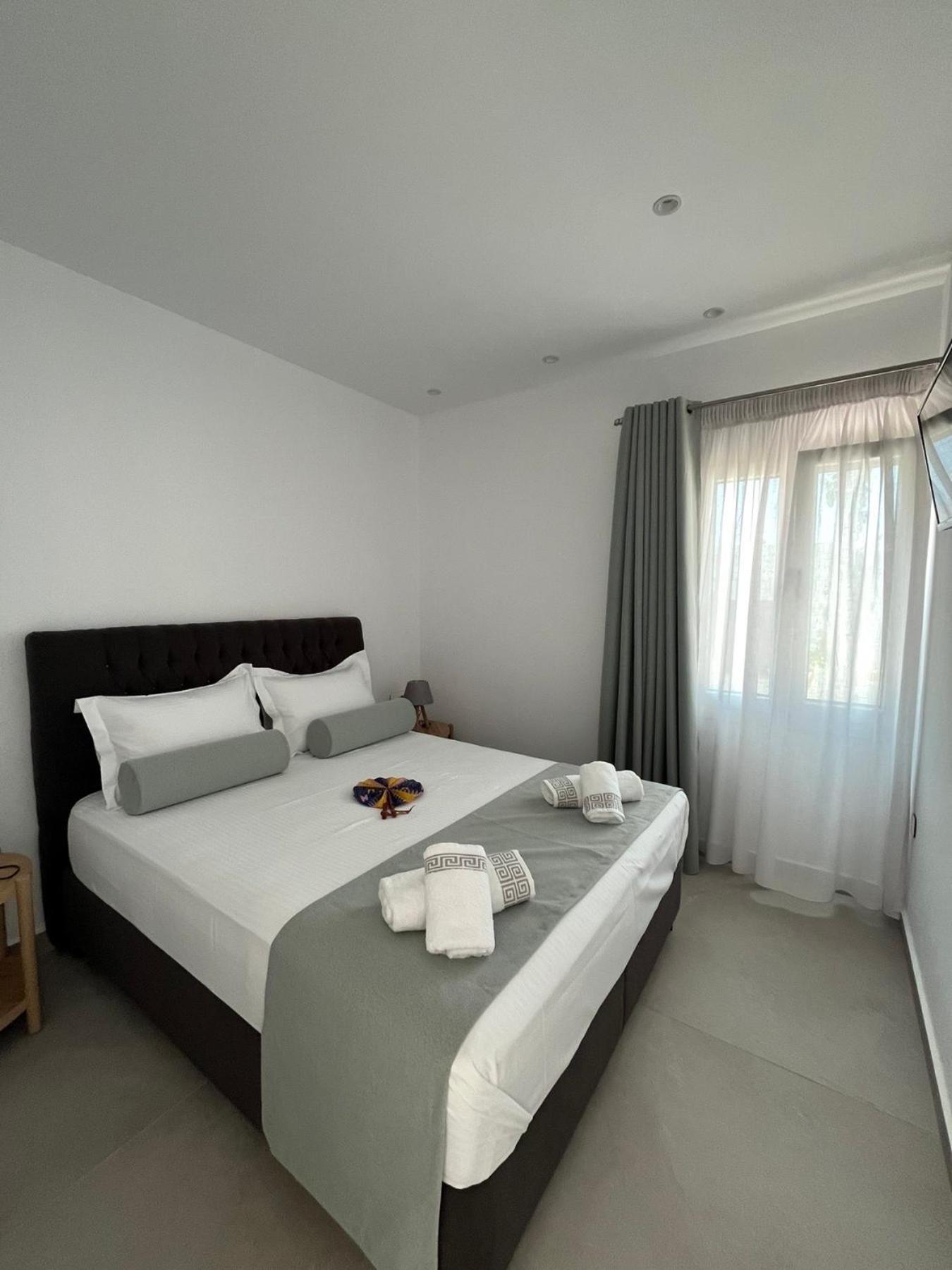 Podotas Group Hotel Kamares  Bagian luar foto